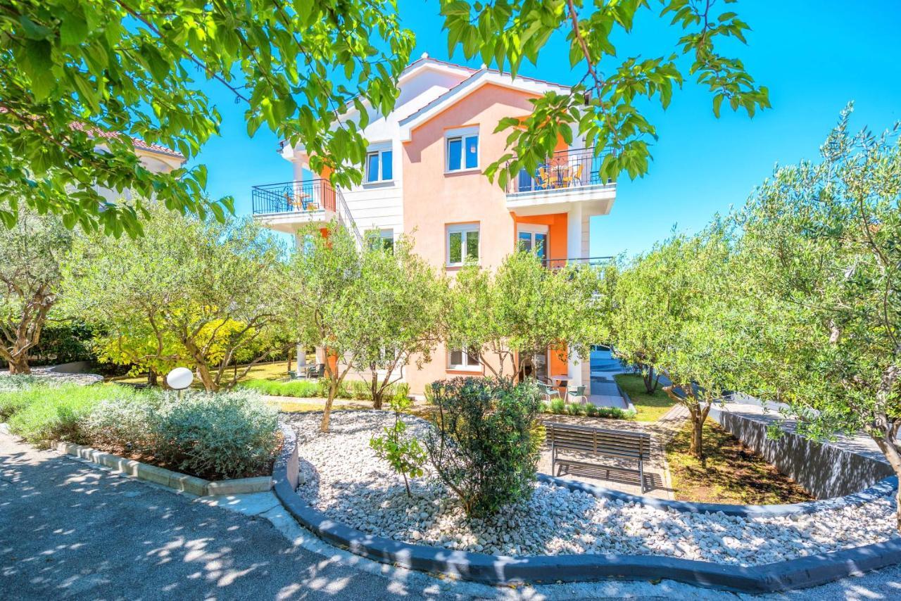 Villa Mihaela Trogir Exterior photo