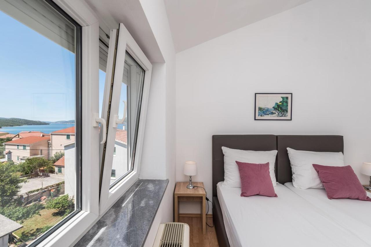 Villa Mihaela Trogir Exterior photo