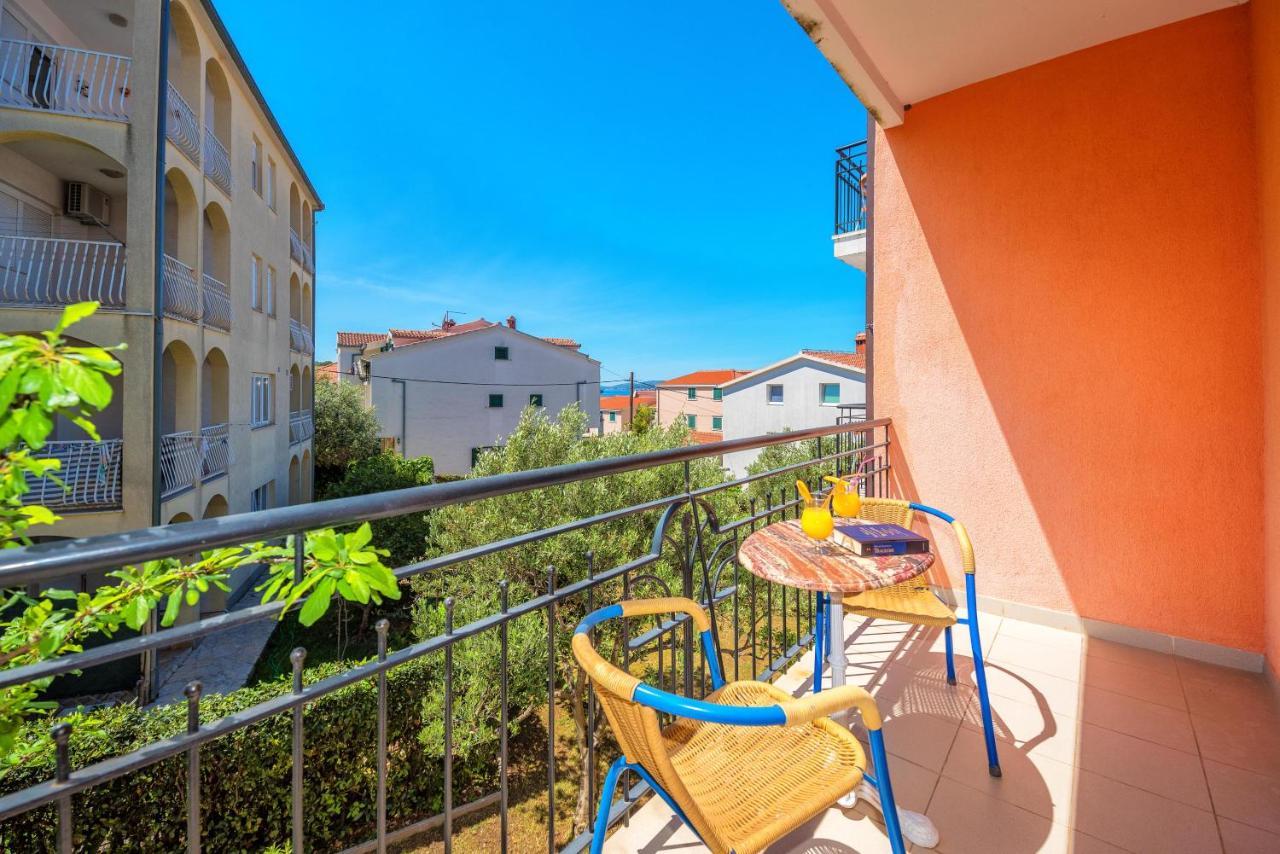 Villa Mihaela Trogir Exterior photo