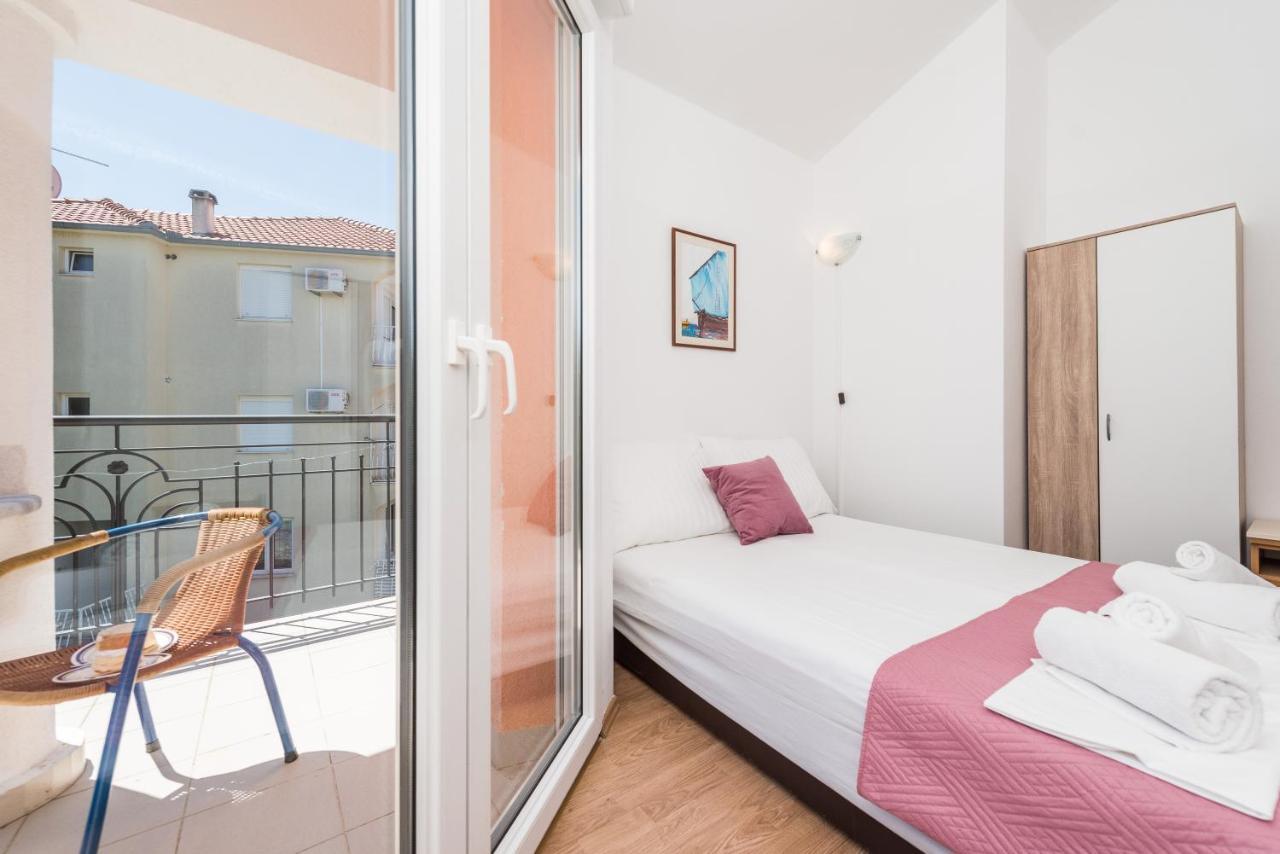 Villa Mihaela Trogir Exterior photo
